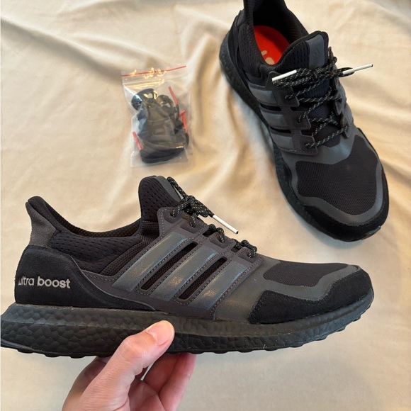 Adidas Ultra Boost Men's Black and Gray Sneakers - Picture 1 of 5